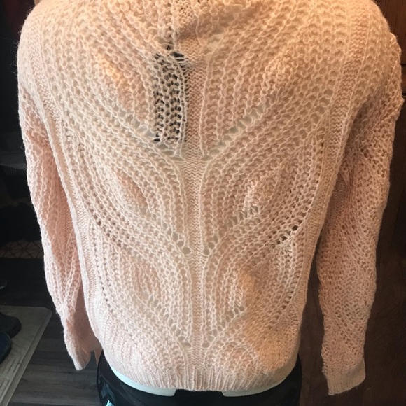 NEW ! - Dynamite Mohair Rose Sweater -Size Medium - Picture 3 of 8